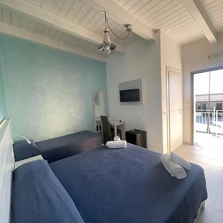 Bed & Breakfast La Tonnara 4*