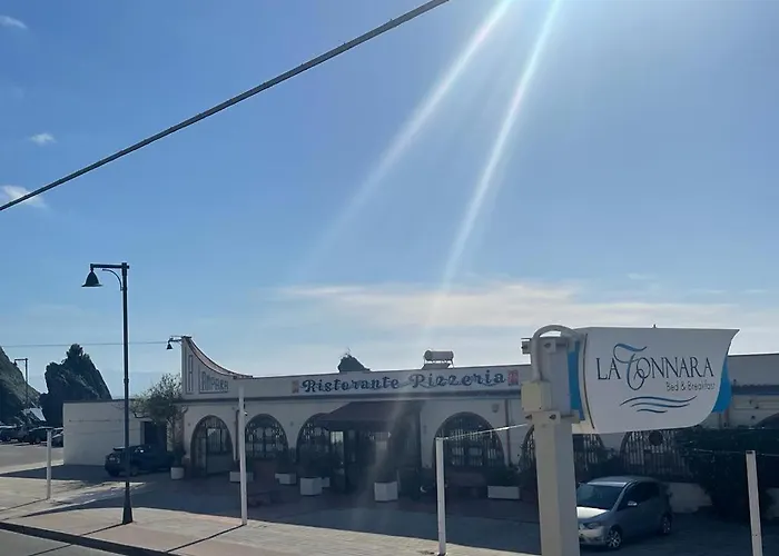 La Tonnara 4* بالمي