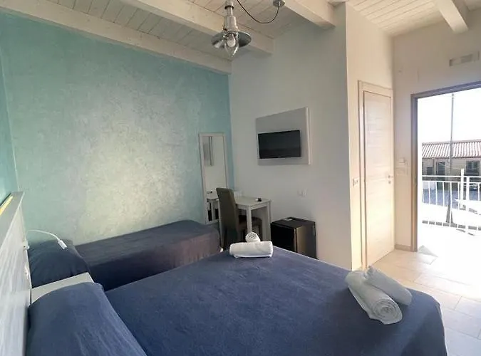 Bed & Breakfast La Tonnara 4*